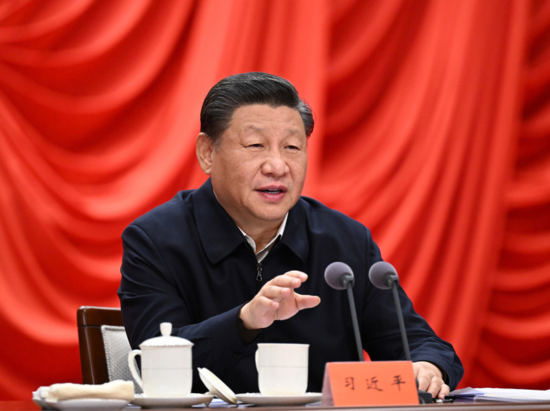 　　1月11日，省部级主要领导干部学习贯彻党的十九届六中全会精神专题研讨班在中央党校（国家行政足球预测app
）开班。中共中央总书记、国家主席、中央军委主席习近平在开班式上发表重要讲话。新华社记者 李学仁 摄